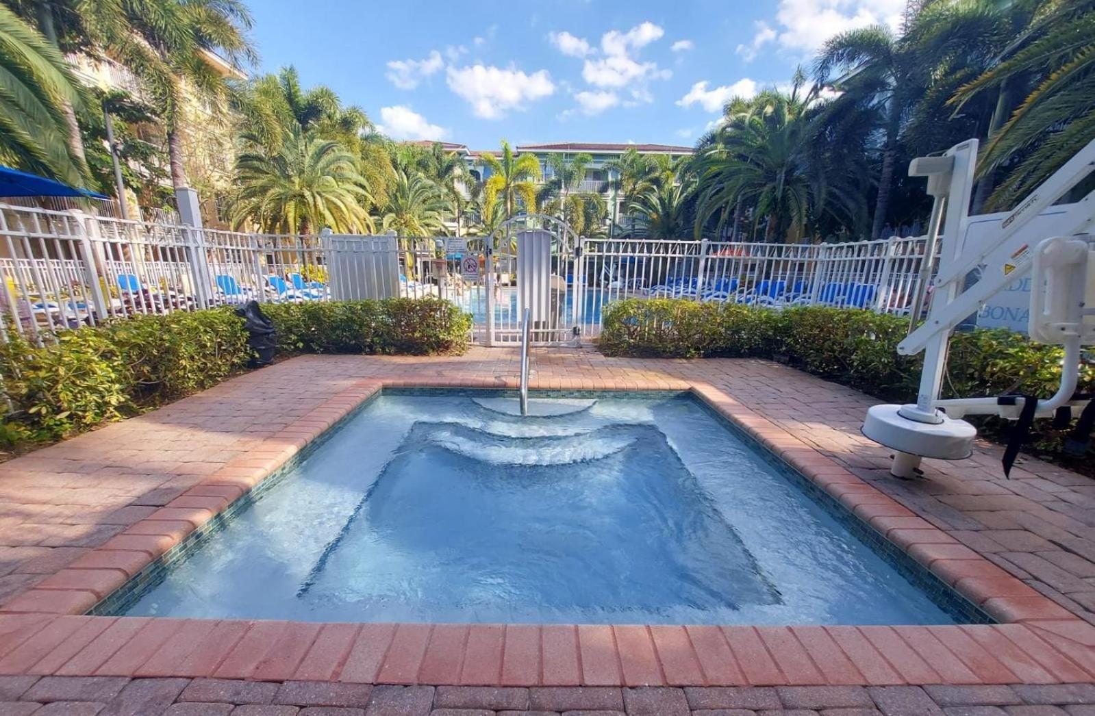 Mizner Place At Weston Town Center, Fort Lauderdale Buitenkant foto